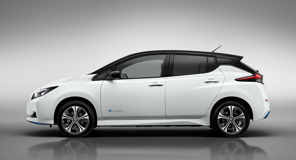 Nissan plussar på batteri i Leaf