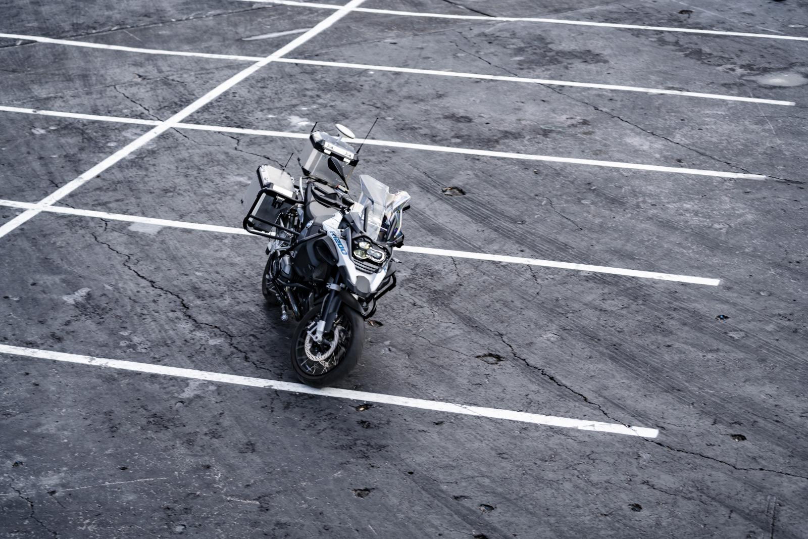 BMW:s självkörande motorcykel