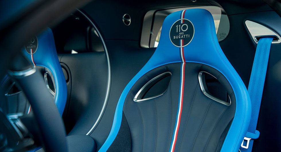 Bugatti flaggar franskt