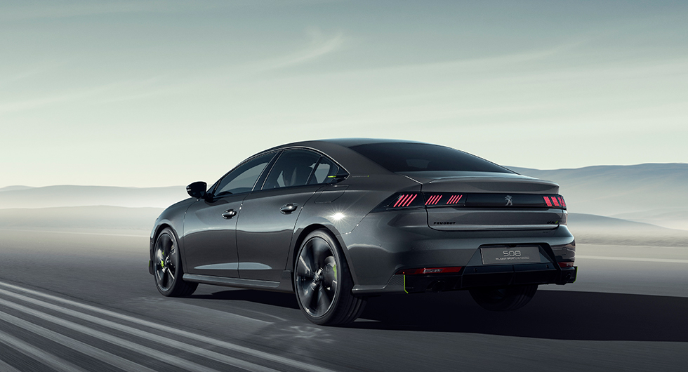 Sportig och laddbar Peugeot 508