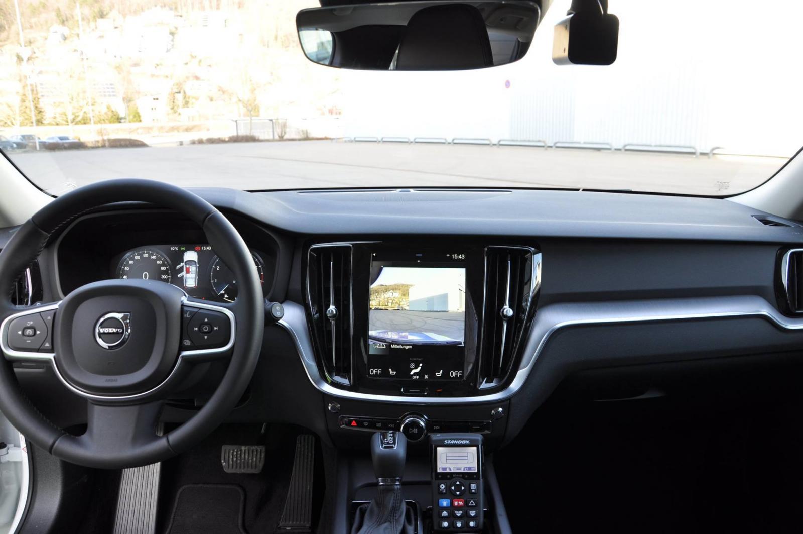 Volvo V60 som polisbil