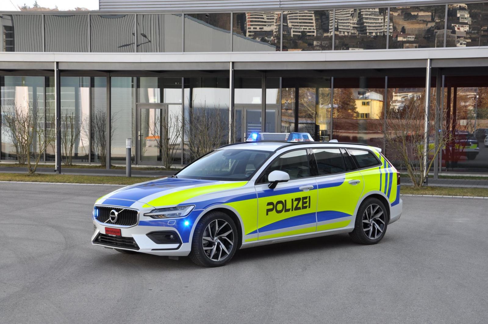 Volvo V60 som polisbil