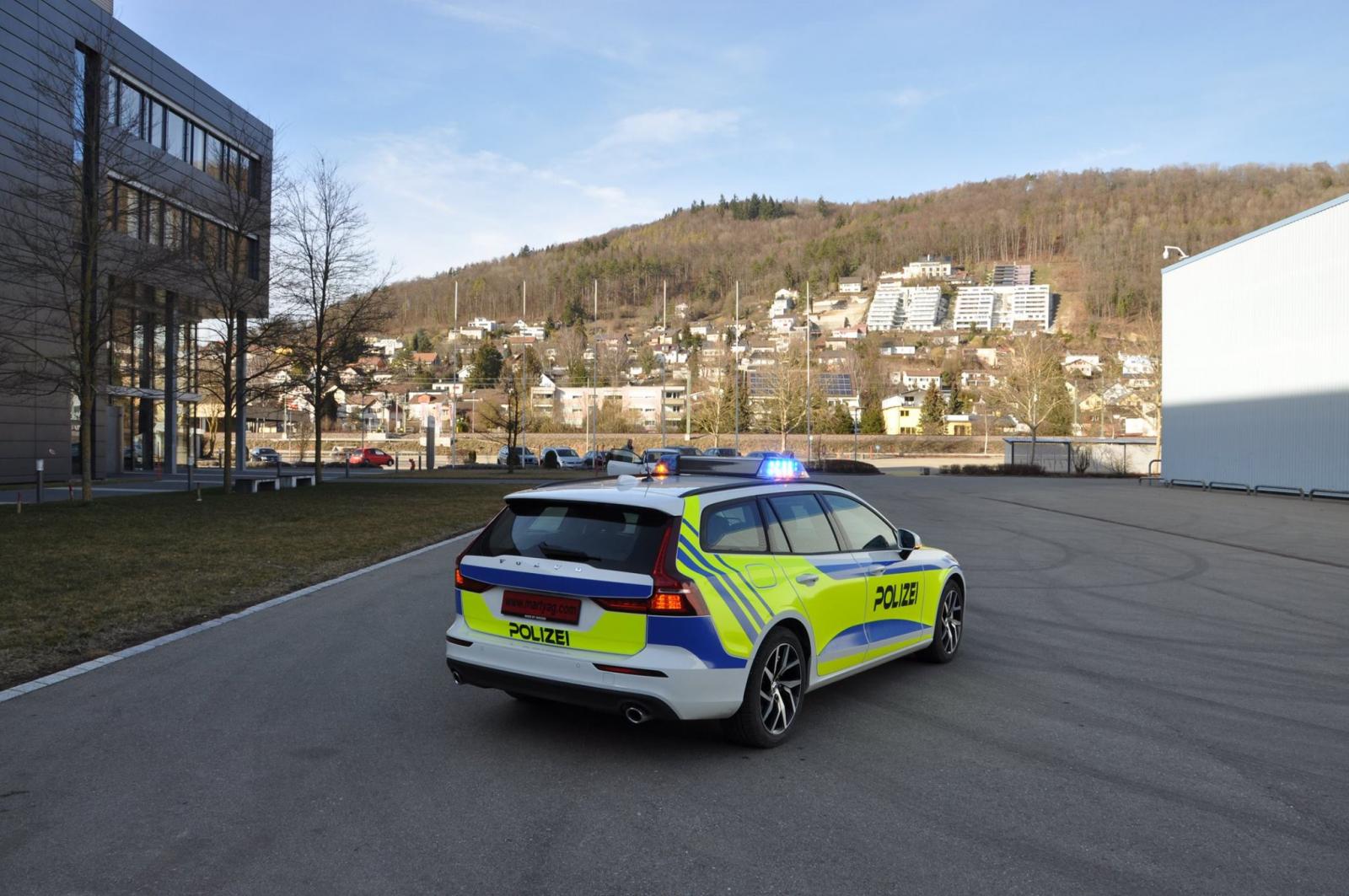 Volvo V60 som polisbil