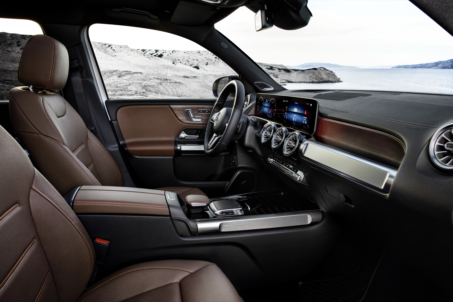 Sjutsitsiga mellansyskonet Mercedes GLB