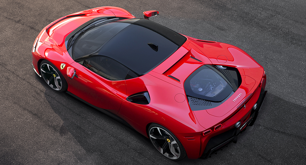 SF90 Stradale första laddhybriden från Ferrari