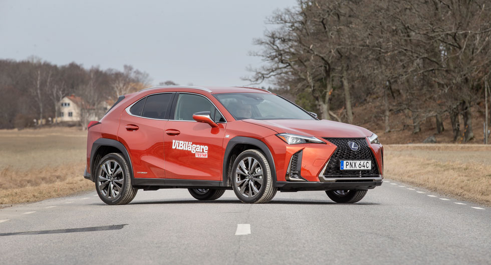 Lexus
UX 250h FSport S
