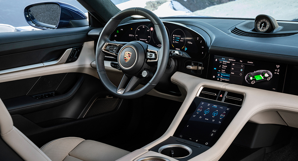 Här är Porsche Taycan