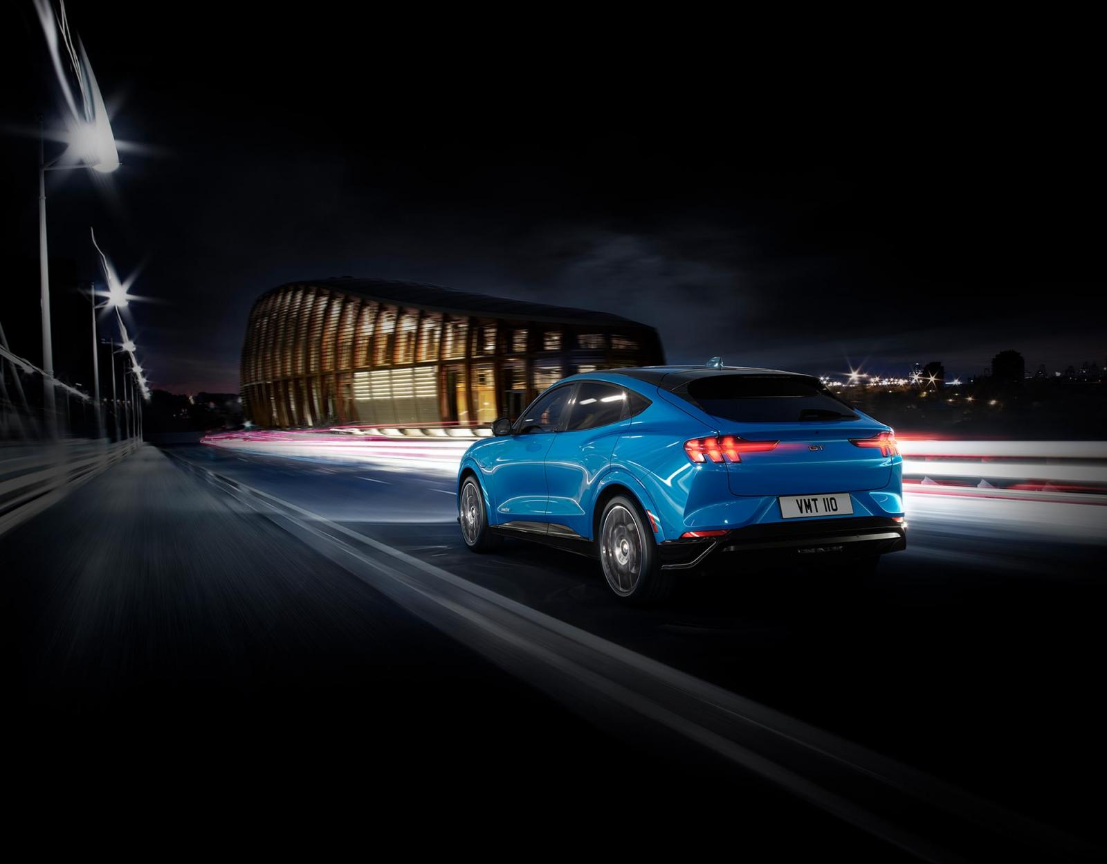 Eldriven Mustang-SUV med lång räckvidd