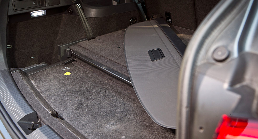 Lite plock och trix så försvinner insynsgardinen under lastgolvet på samtliga testobjekt. Seat (bild) har vändbart lastgolv.