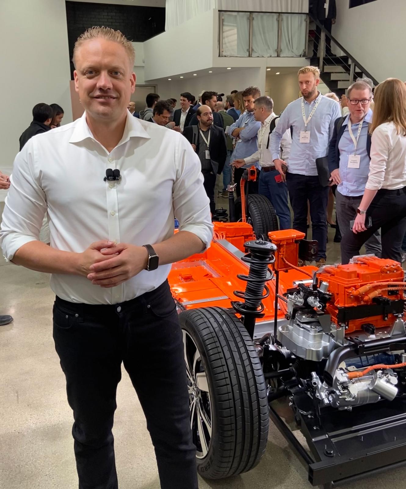 Henrik Green ser en unik elbilsposition för XC40: rymlig suv, fyrhjulsdrift och dragkrok.