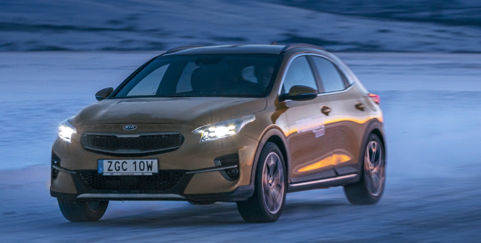 Test: Kia XCeed, Mazda CX-30 och Volkswagen T-Roc (2019)