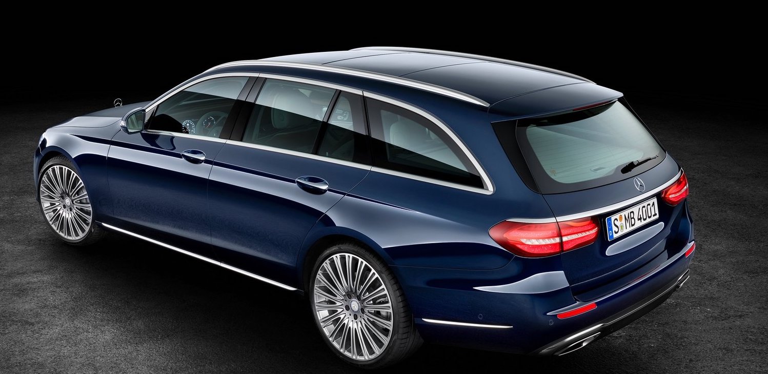 Mercedes har tio återkallelser för E-klass.