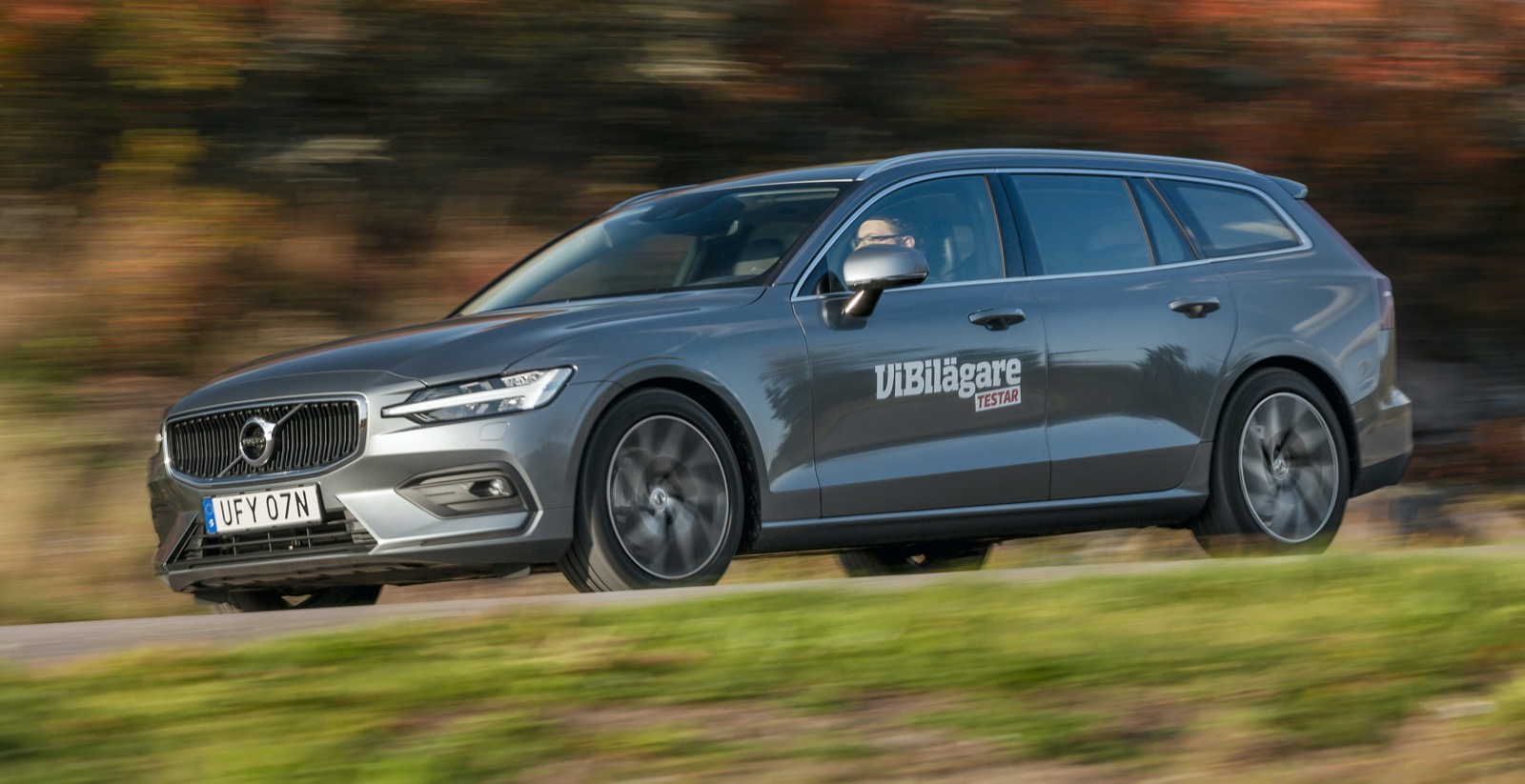 Test: BMW 3-serie, Volkswagen Passat och Volvo V60 (2019)