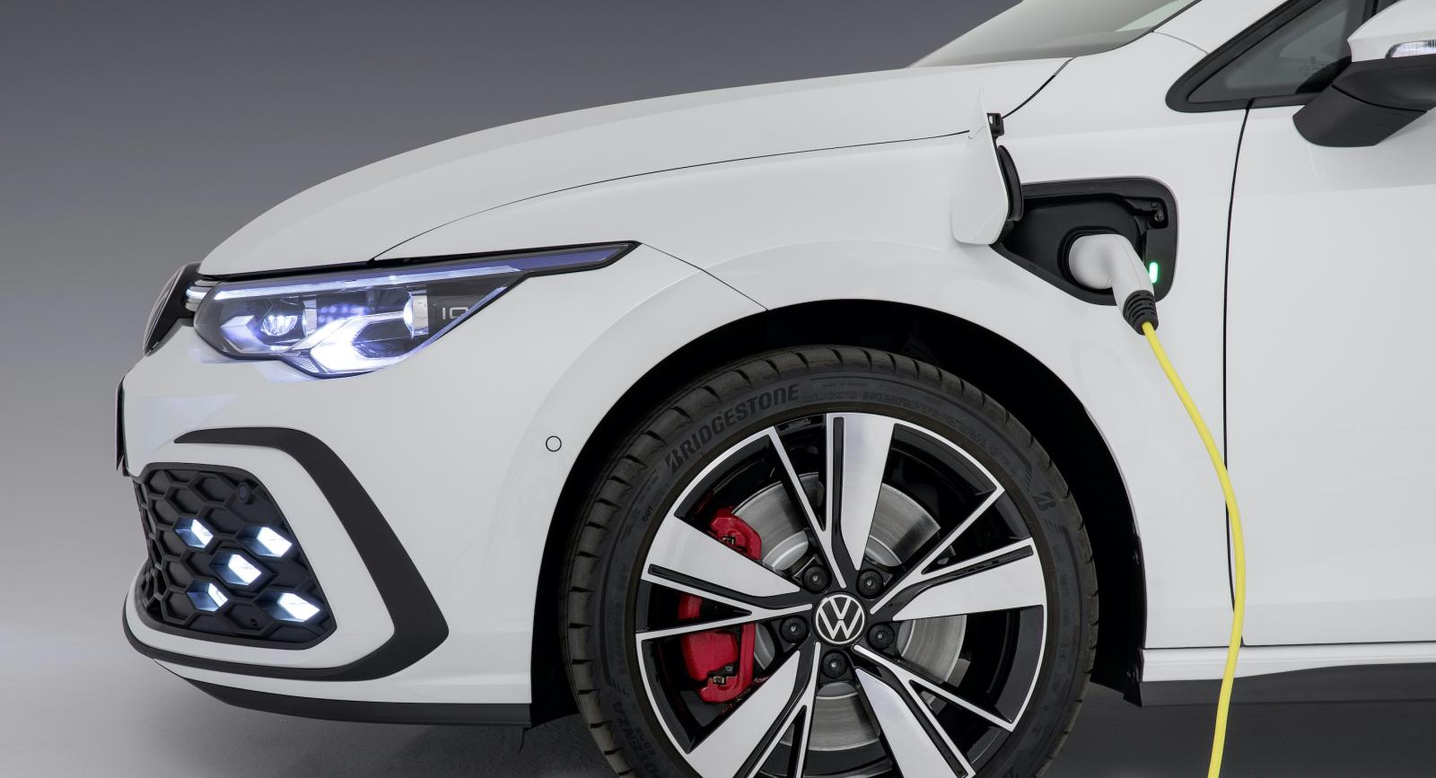 Volkswagen Golf GTE, GTI och GTD officiella – här är alla detaljer