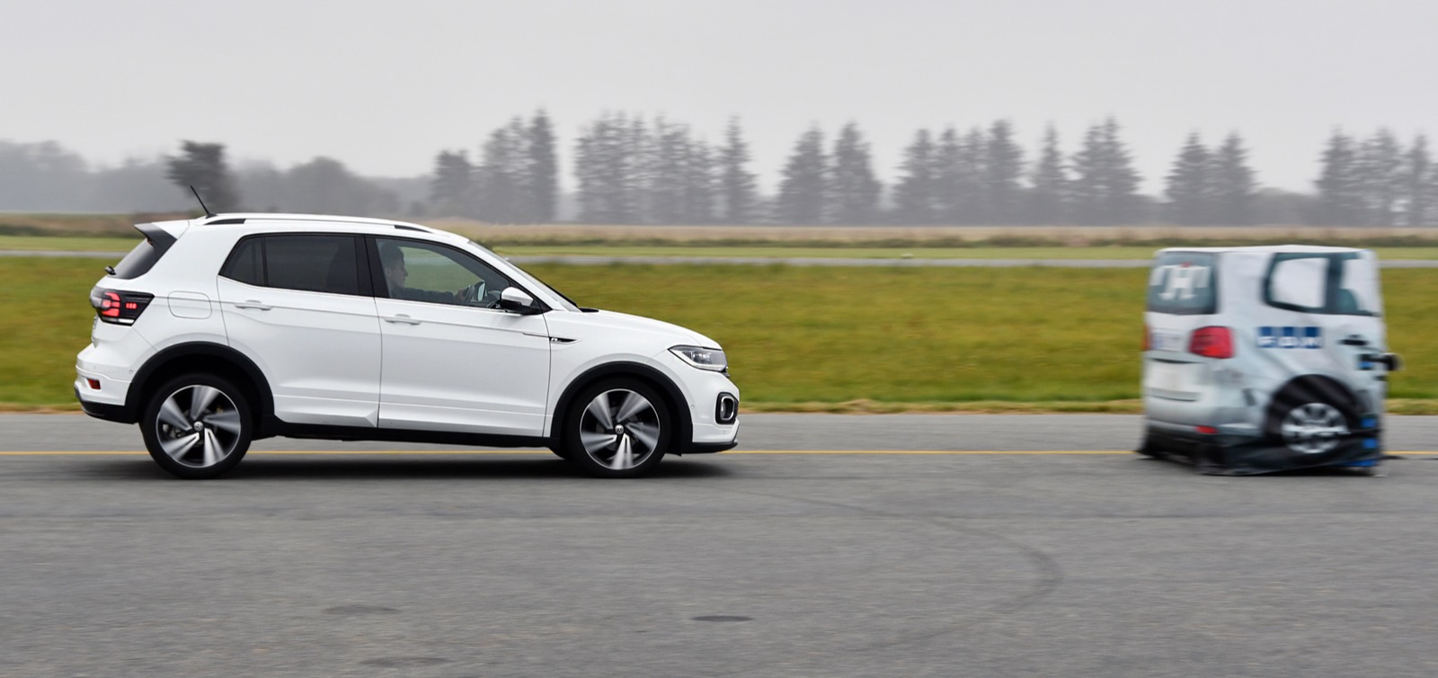 Volkswagen T-Cross undvek en krock i 45 km/tim men klarade inte högre hastigheter än så.
