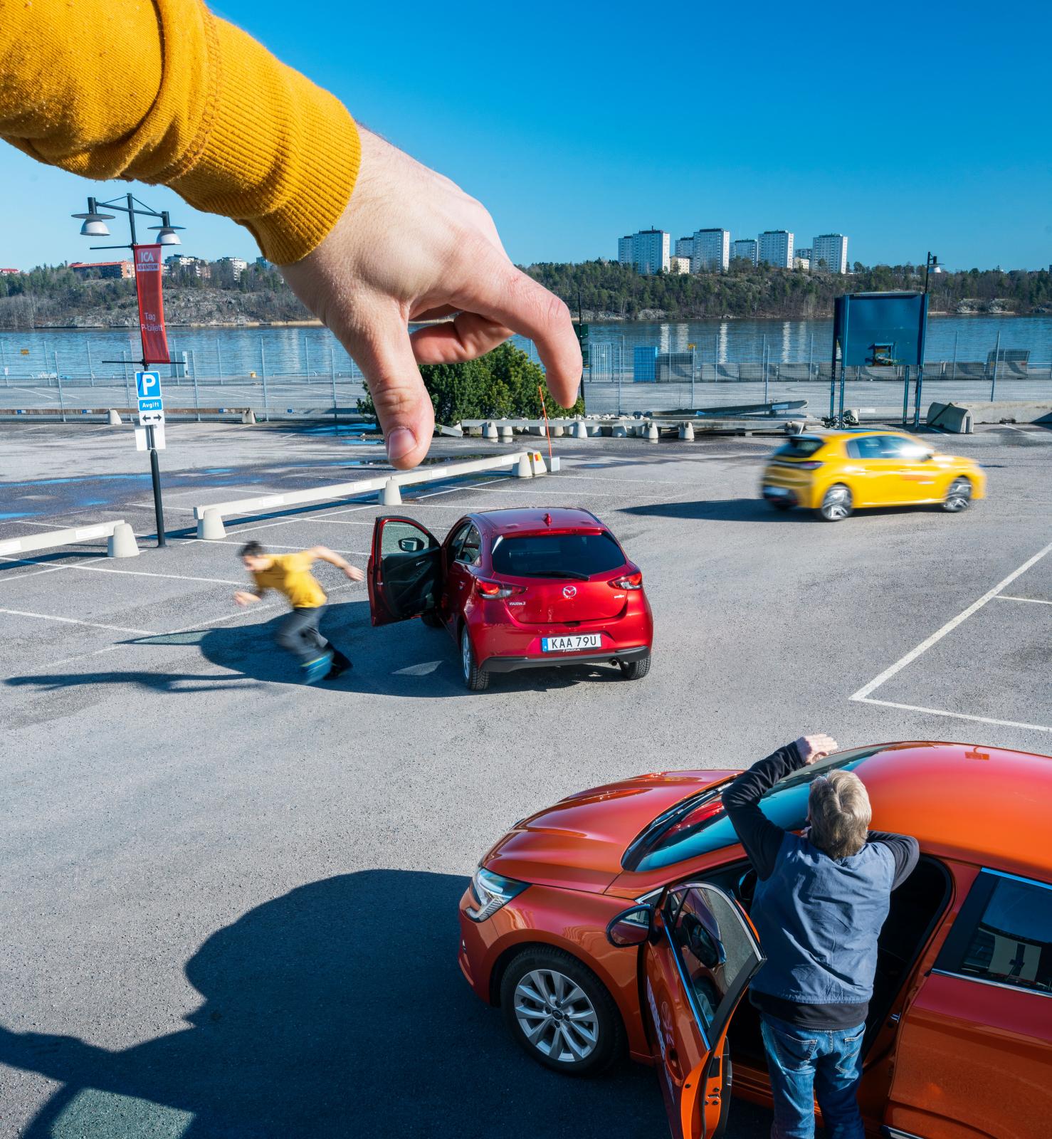 Clio och 208 med tre cylindrar och turbo eller Mazda med fyra och utan? Vilken smakar bäst?