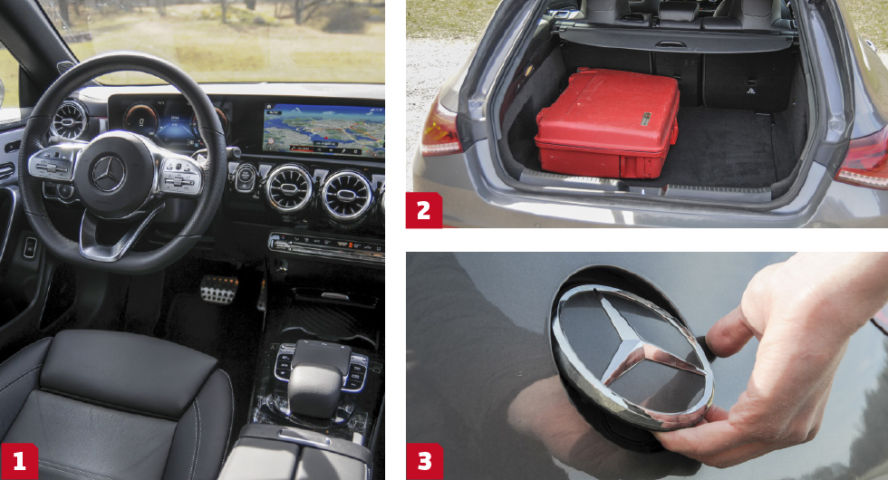 1. Den påkostade interiören ger en härlig körupplevelse. 2. Hyfsad bagagevolym men den sluttande luckan känns opraktisk. 3. Bakluckan öppnas med hjälp av den runda Mercedes-loggan.