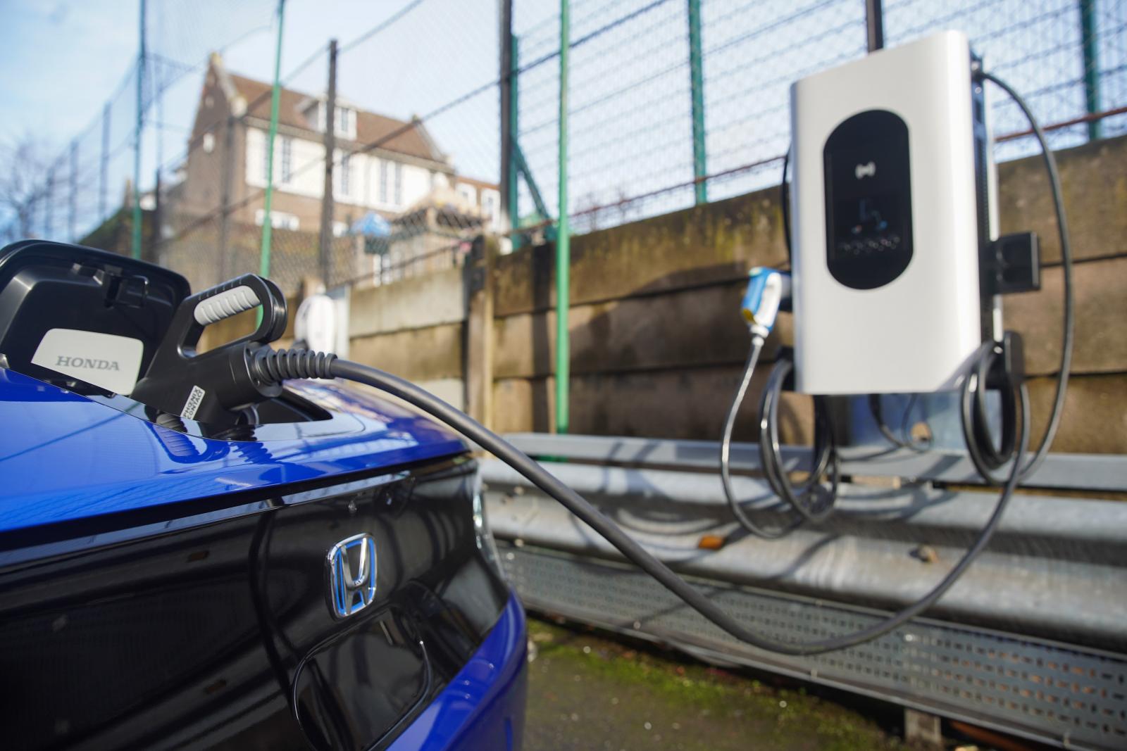 Även Honda experimenterar med så kallad V2G-teknik.