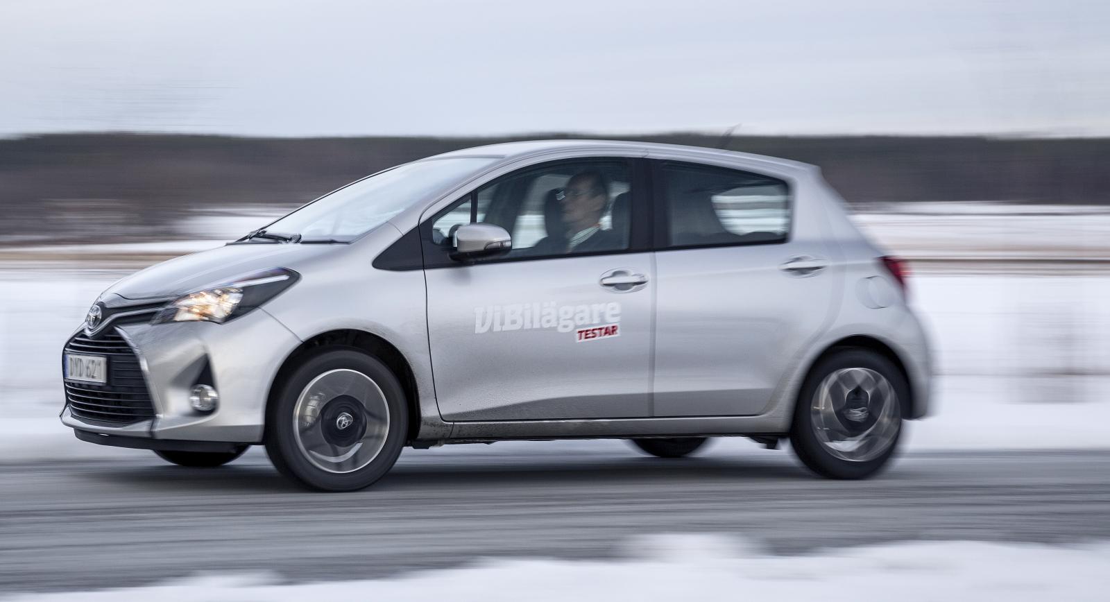 Toyota Yaris ligger på en stabil andraplats i småbilsklassen oavsett årsmodell.