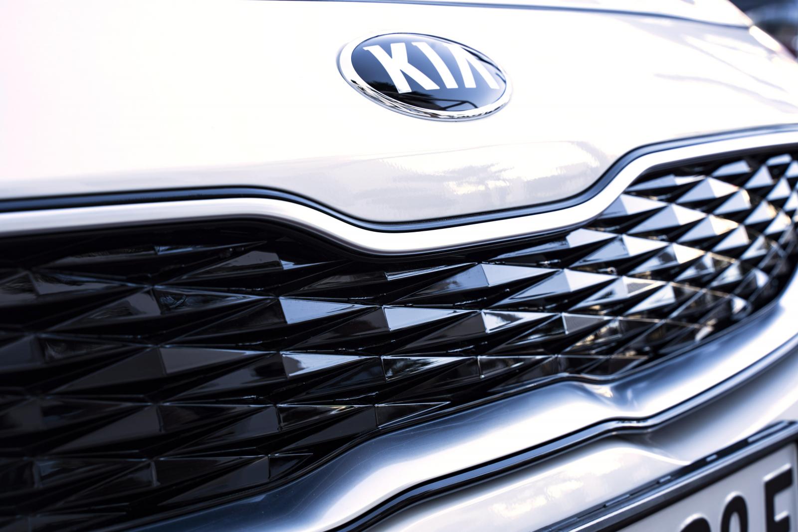 Kia Ceed är en av de mest sålda begagnatbilarna men får inga lovord när ägarna får säga sitt.
