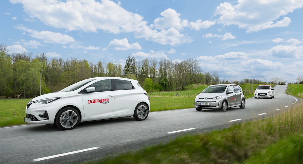 Tyst Renault med simpel fjädring. VW har bästa fjädringen och Hyundai bullrar mer än förr.
