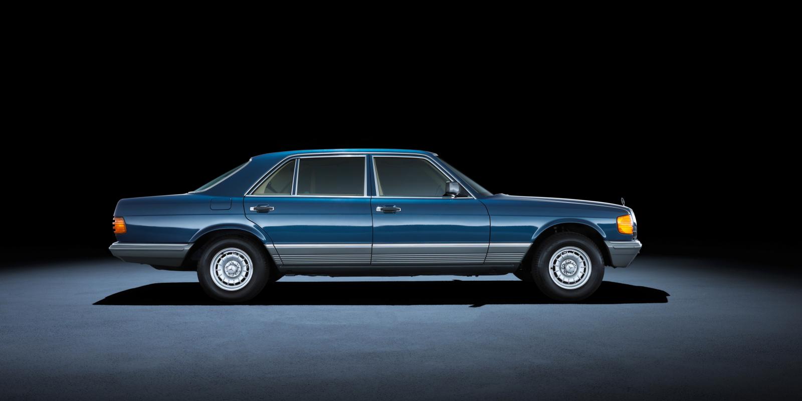 Mercedes S-klass genom tiderna: Spjutspetsbilen snart i ny generation