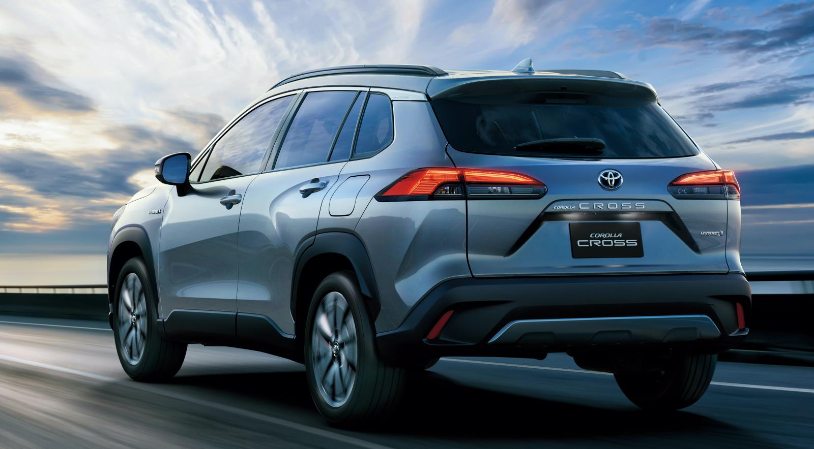 Toyota Corolla Cross är en ny suv som svenska köpare blir utan