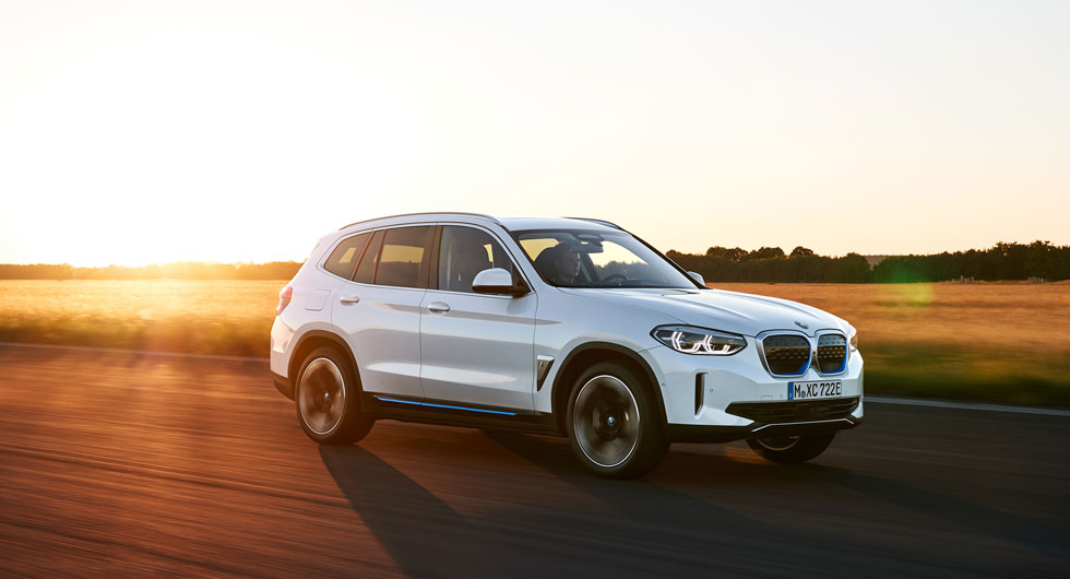 Premiär för BMW:s elbil iX3