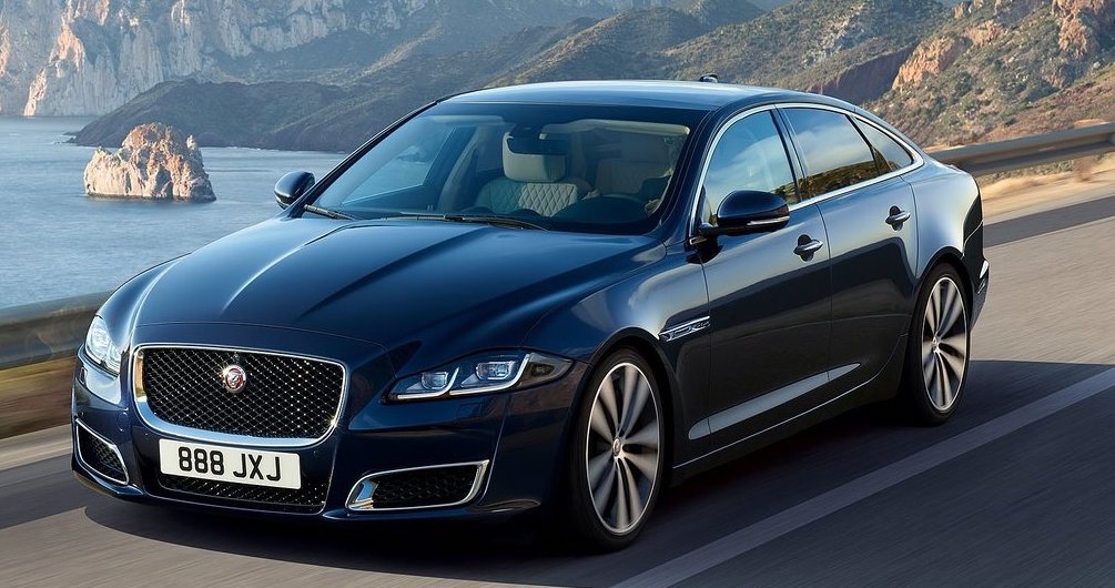 Vid sidan av bränslecellsprojektet ska Jaguar lansera en batterieldriven version av lyxlimousinen XJ.