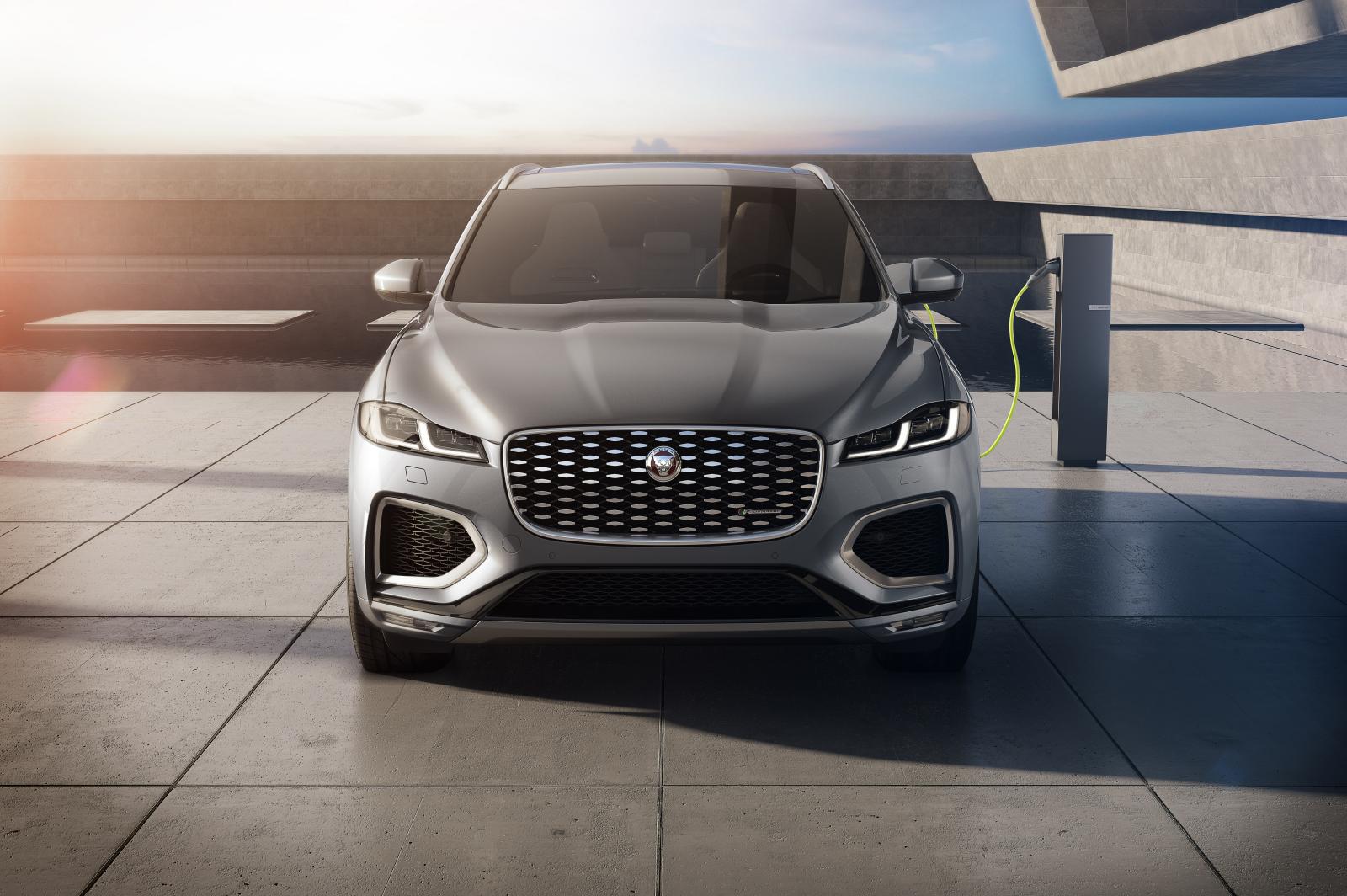 Jaguar F-Pace uppdateras – kommer som laddhybrid