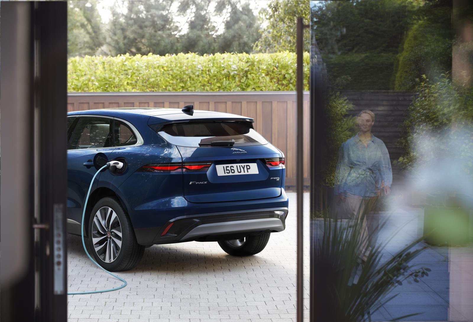Jaguar F-Pace uppdateras – kommer som laddhybrid