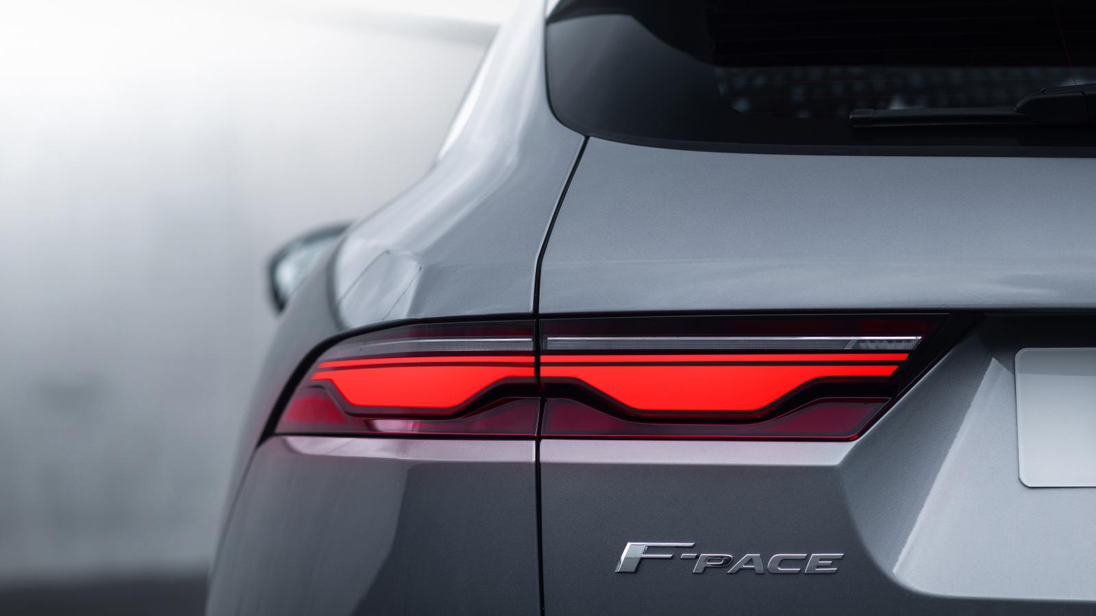 Jaguar F-Pace uppdateras – kommer som laddhybrid