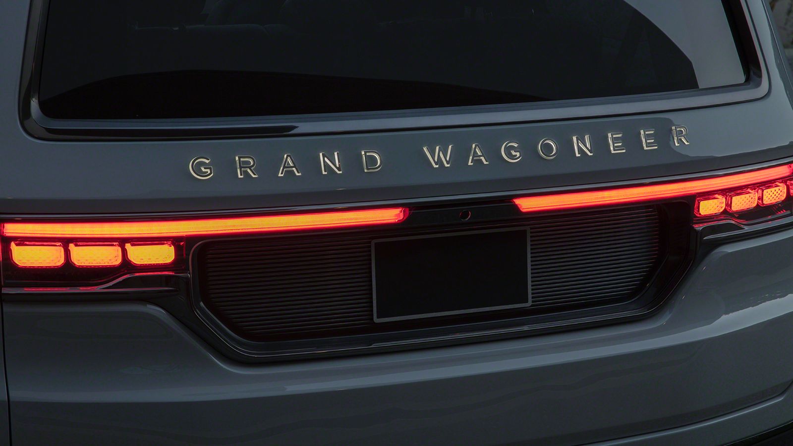 Jeep Grand Wagoneer officiell – klassiskt modellnamn gör comeback