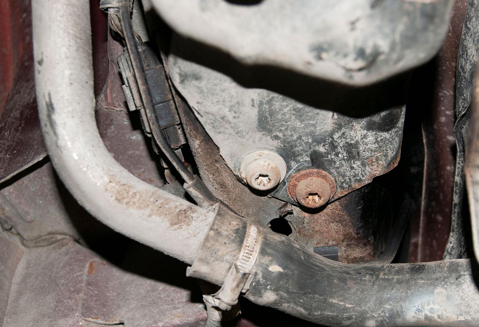 Infästningen till bakvagnen ingick inte heller i Fords åtgärdsplan.