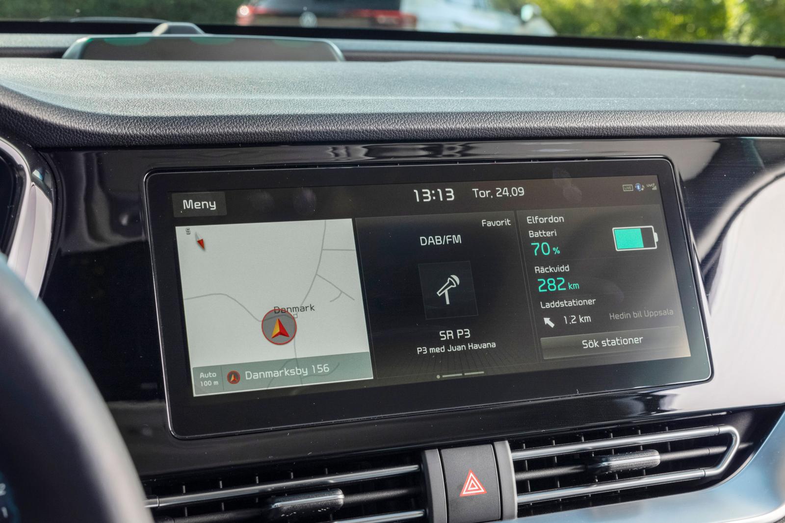 Kia: Kias skärm är liten och grafiken inte av senaste modet men helheten är ändå klart godkänd.
