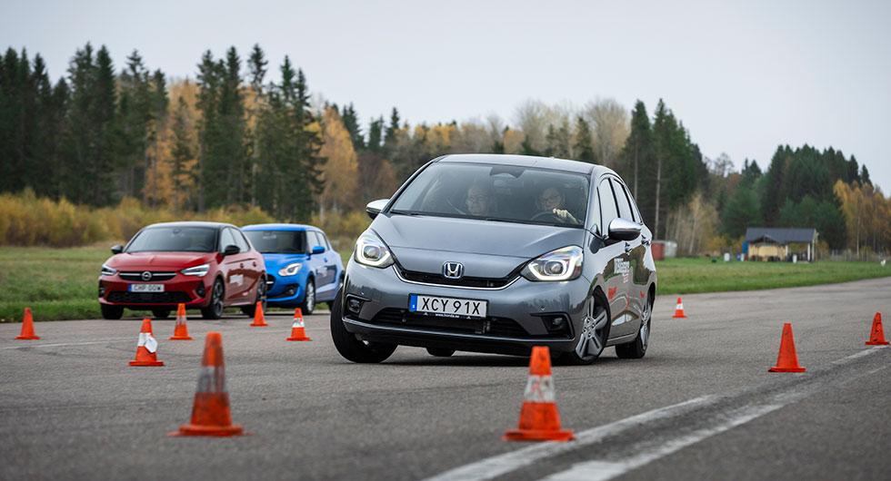 Honda Jazz går tryggt och är konsekvent i sitt uppträdande.