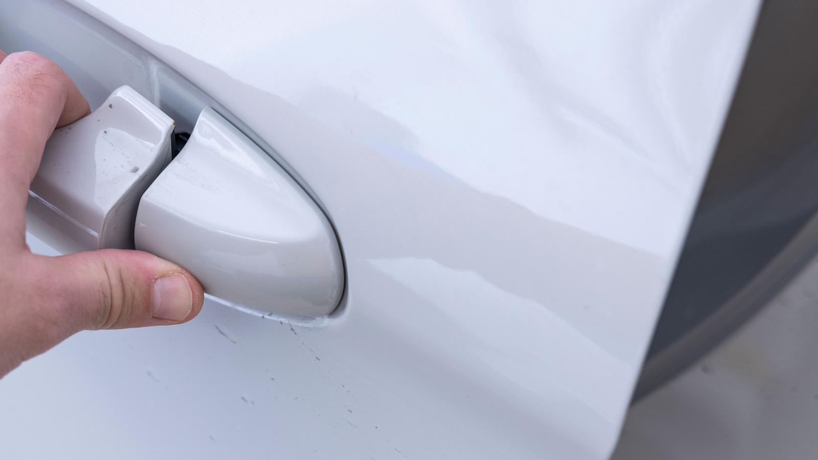 Utfjädrande uppslagskydd har blivit ett Fordsignum. Ett smart och välfungerande tillval.