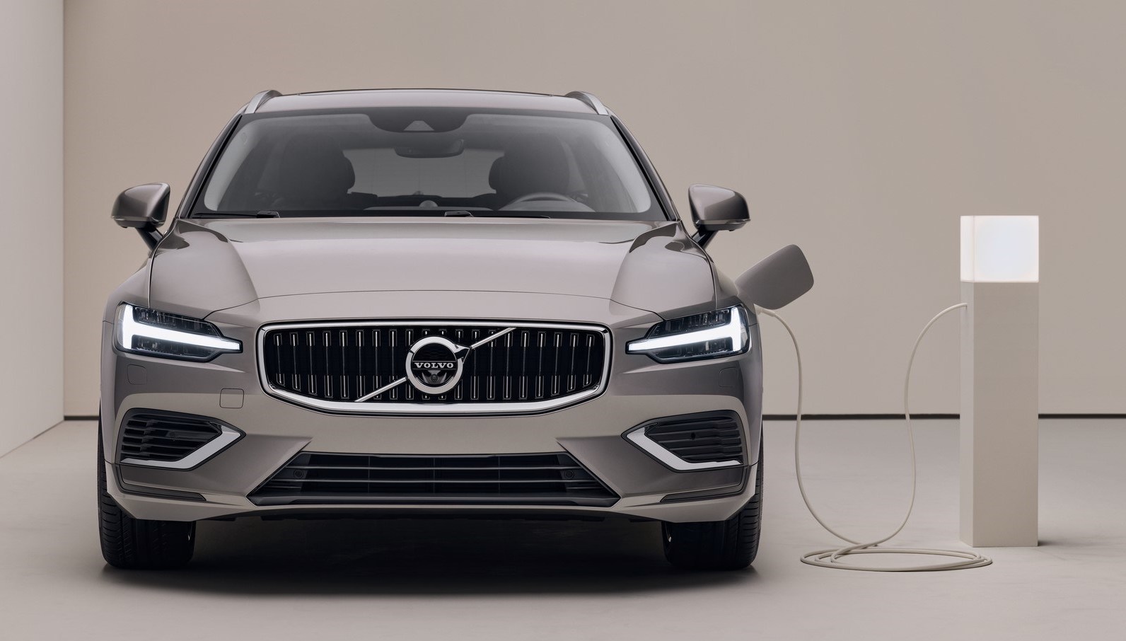 Volvo toppar listan över Sveriges populäraste laddhybrider.