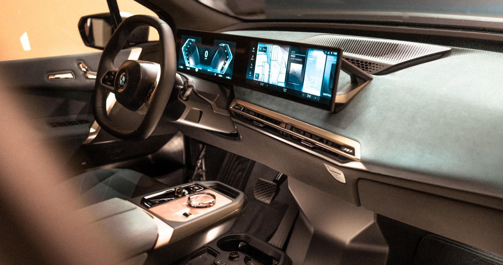 BMW smygvisar nya iDrive – och kontrollvredet blir kvar