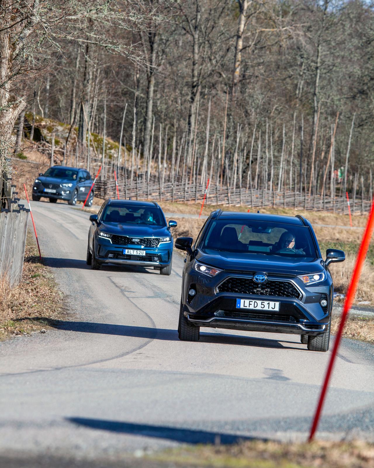 RAV4 leder bland laddarna, men hur länge till? Sorento och Tarraco skuggar.