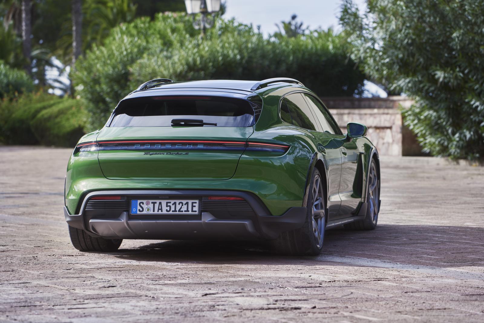 Porsche Taycan Cross Turismo officiell – här är svenska priserna