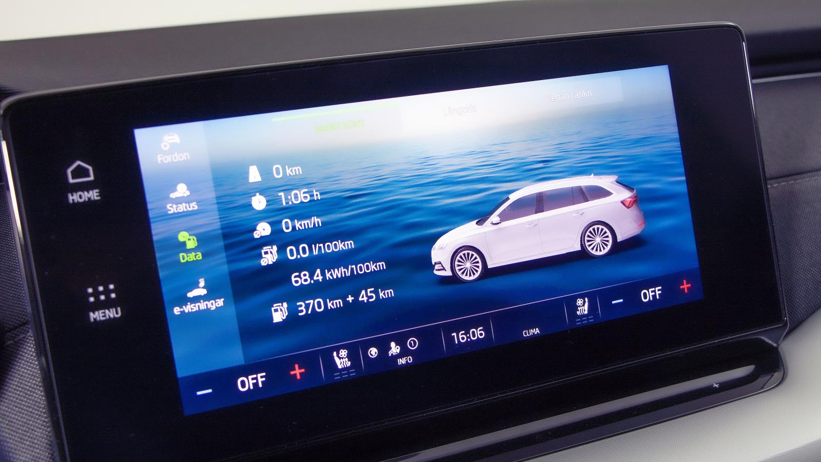 Skoda: Systemet är mycket omfattande och har utmärkt grafik. Användningen kräver mer tillvänjning än de andra, men symbolernas möblerbarhet underlättar.
