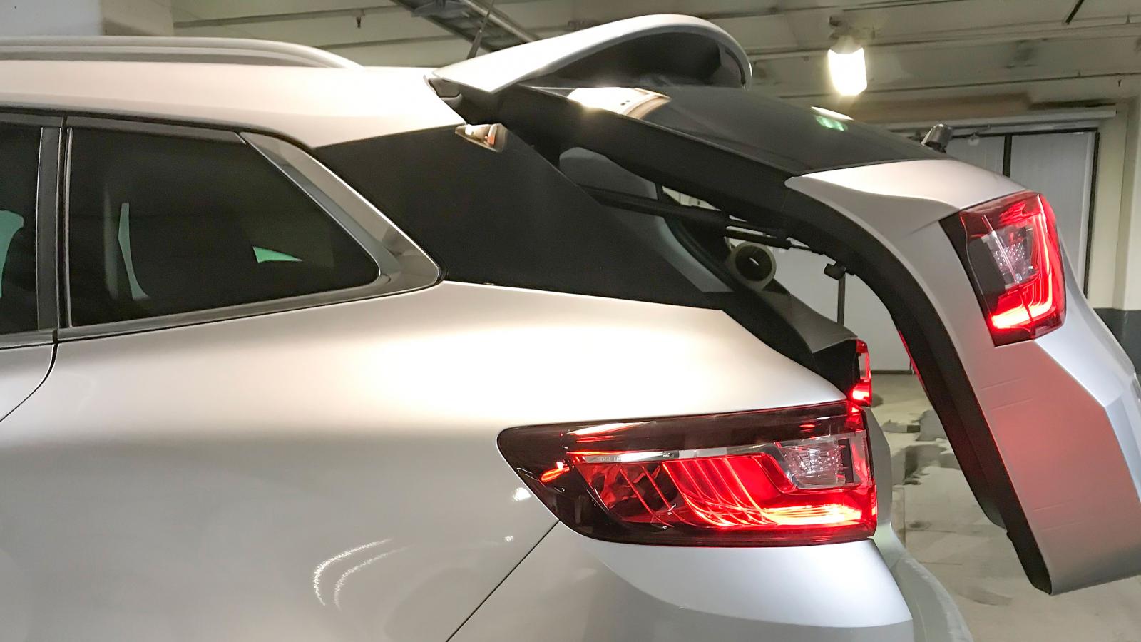 Test: Kia Ceed SW Plug-in Hybrid, Renault Megane E-Tech ST och Skoda Octavia Combi iV (2021)