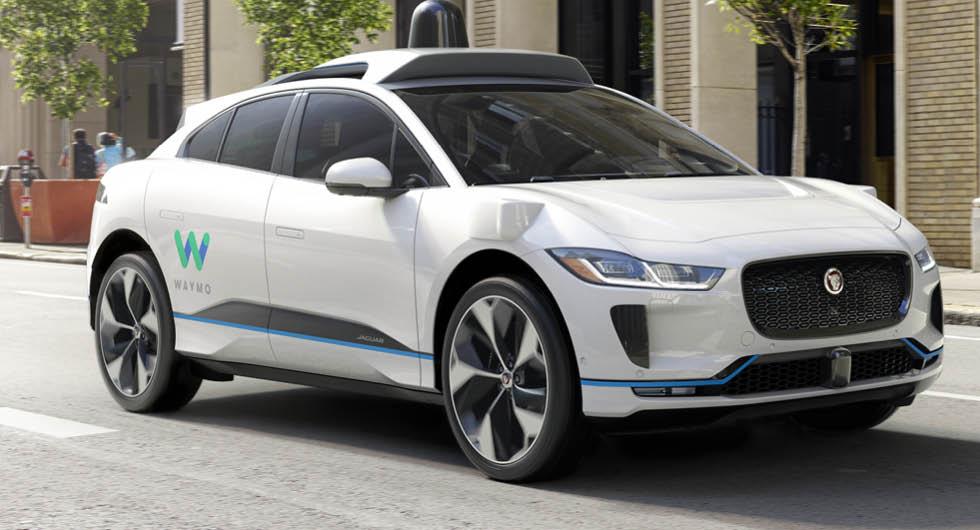 Waymos självkörande bilar är tillåtna på vissa utvalda sträckor i USA. Nu vill Storbritannien öppna upp för viss autonom teknik på allmän väg.