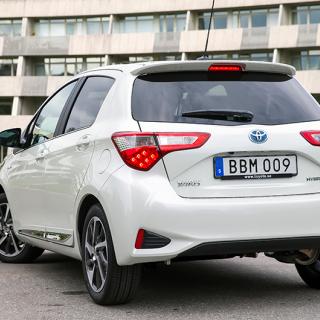 Provkorning Toyota Yaris Hybrid 2017 Vi Bilagare