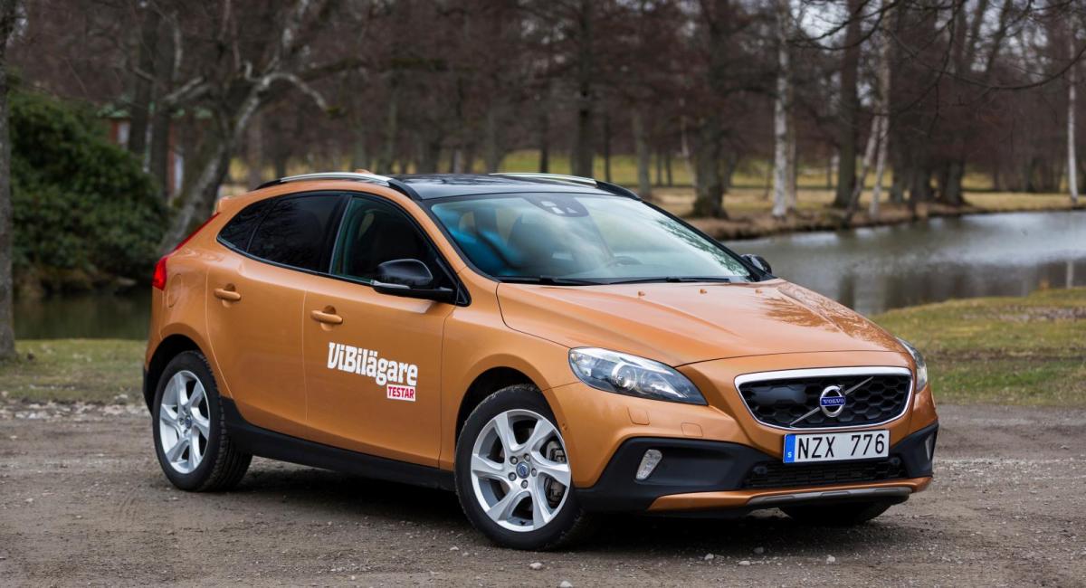 Volvo v40 2014