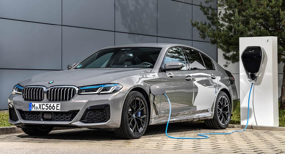 Smart open bmw