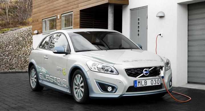 Volvo utvecklar bränslecell