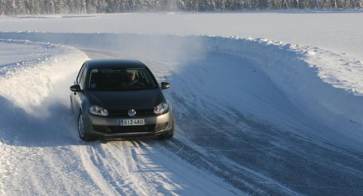 Dunlop satsar nordiskt med IceSport