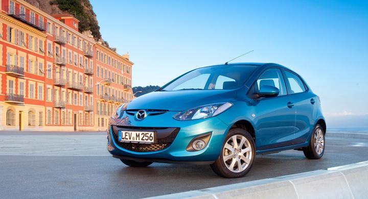 Playboy prisar Mazda 2